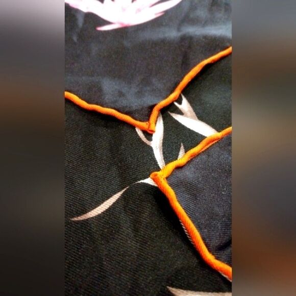 Vintage Floral Black & Pink Silk Scarf Horse Flowers Cheval Fleuri Foulard - Picture 15 of 16